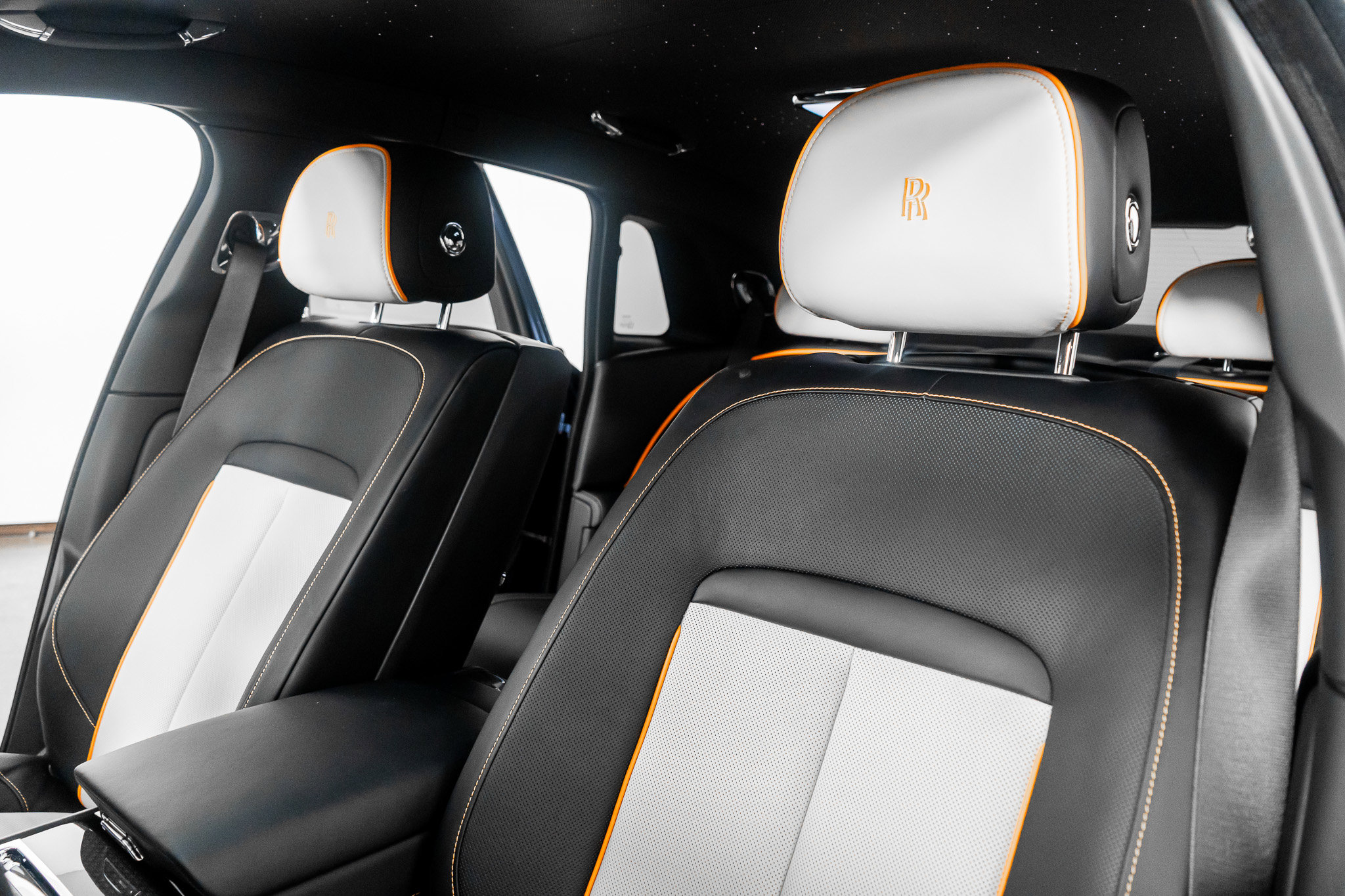 Used 2024 Rolls-Royce Ghost Black Badge w/ Black Badge Ghost Package image 3