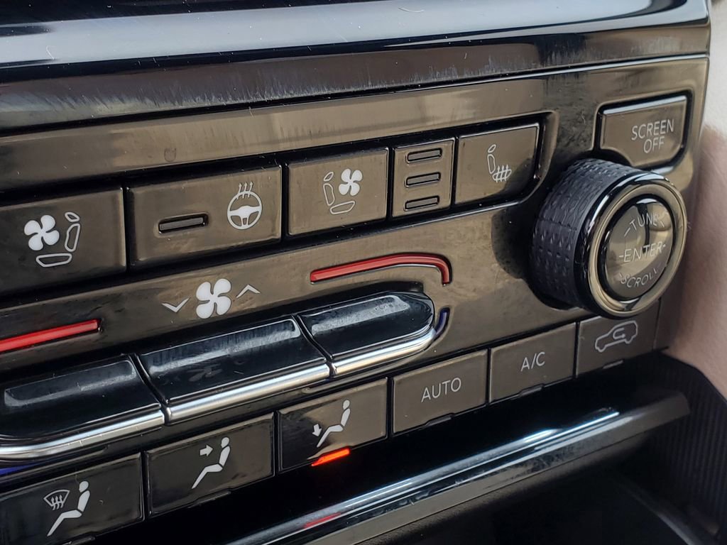 Used 2024 Jeep Grand Cherokee Limited w/ Luxury Tech Group II image 27