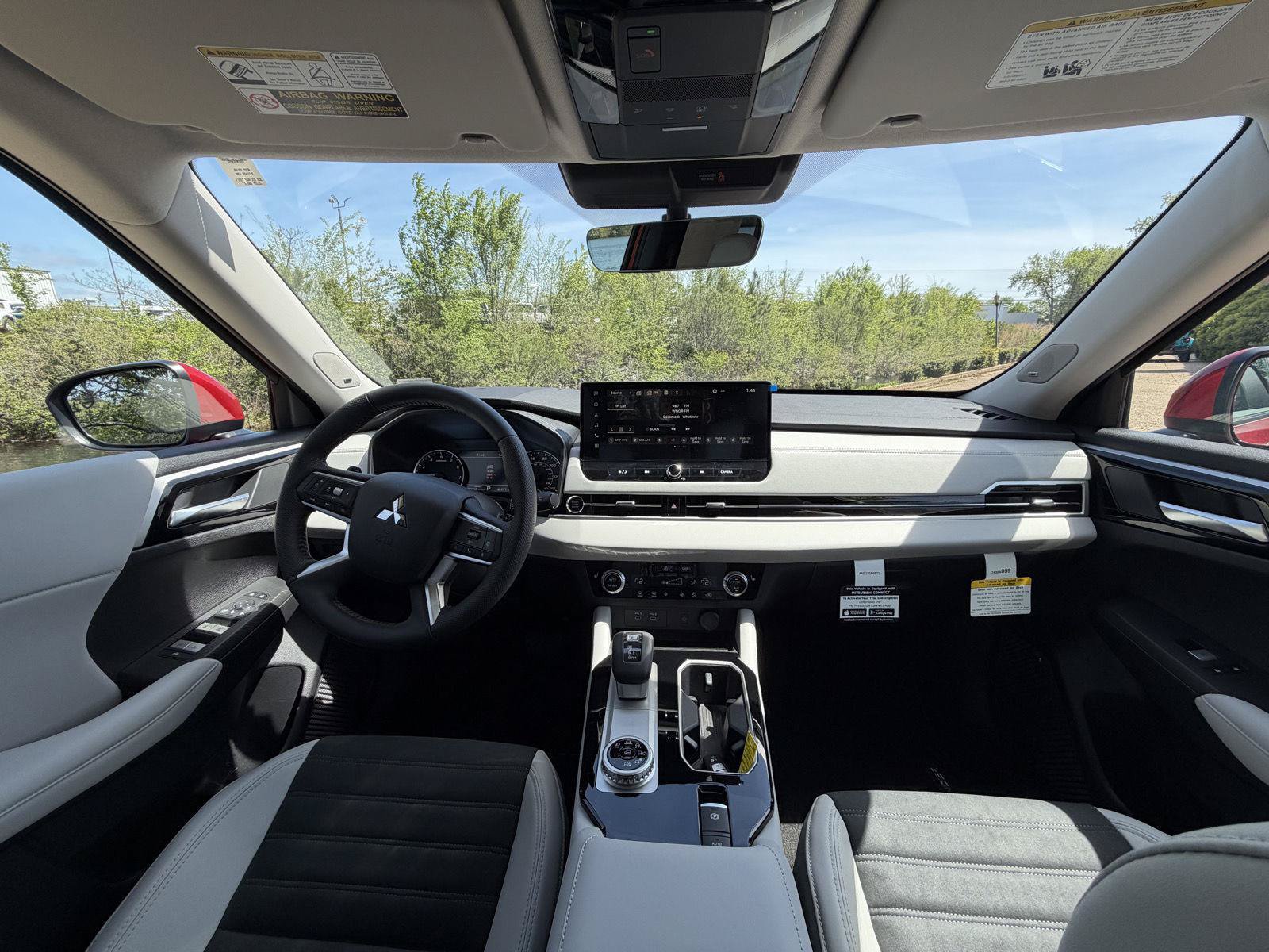 New 2026 Mitsubishi Outlander SE AWD/4WD image 10
