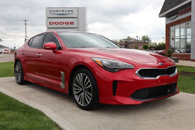 Used 2019 Kia Stinger Premium AWD/4WD image 3