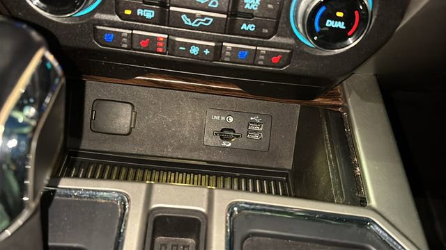 Used 2015 Ford F150 Lariat w/ Equipment Group 502A Luxury image 20