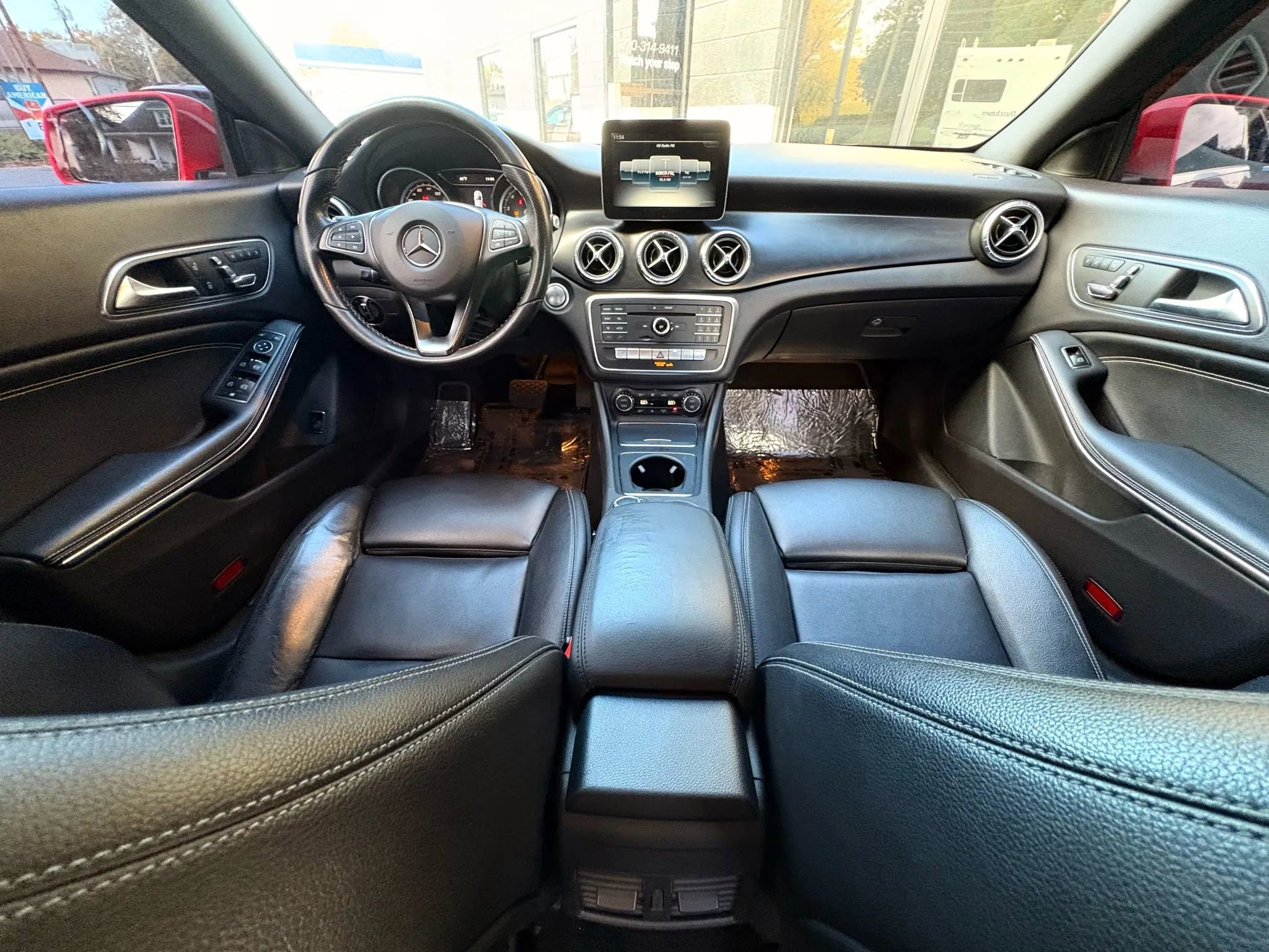 Used 2018 Mercedes-Benz CLA 250 4MATIC image 23