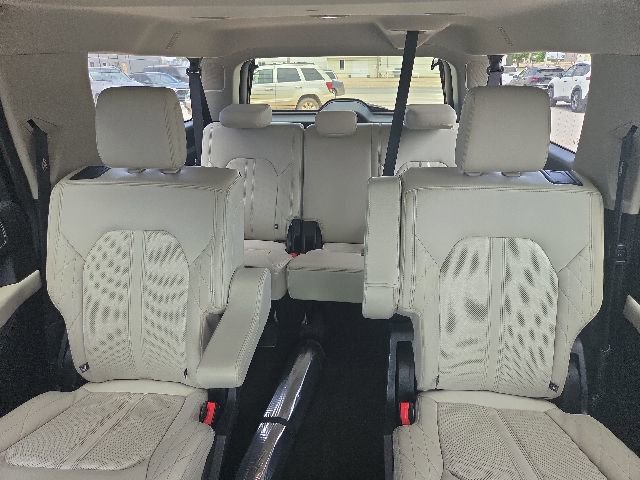 Used 2019 Ford Expedition Max Platinum AWD/4WD image 14