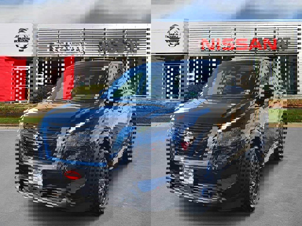 Certified 2025 Nissan Pathfinder S w/ Cargo Package image 4