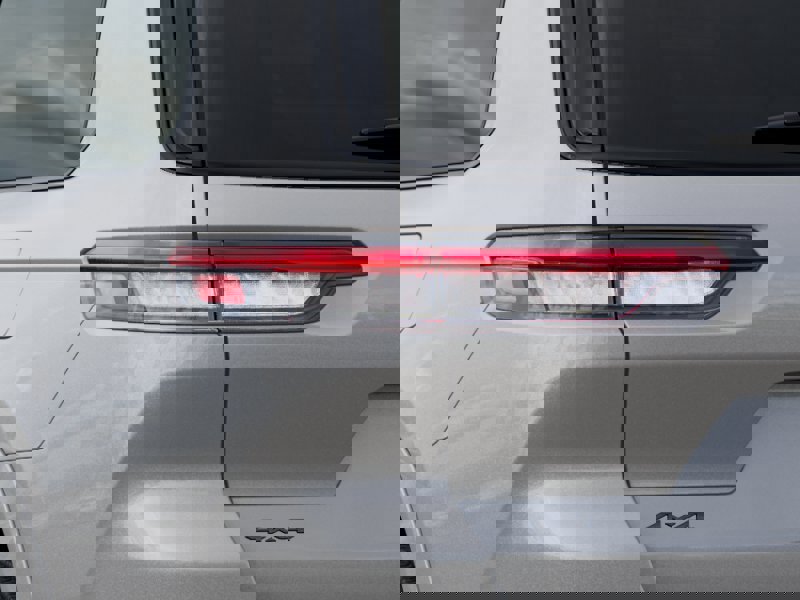 New 2025 Jeep Grand Cherokee L Summit w/ Obsidian Package image 29