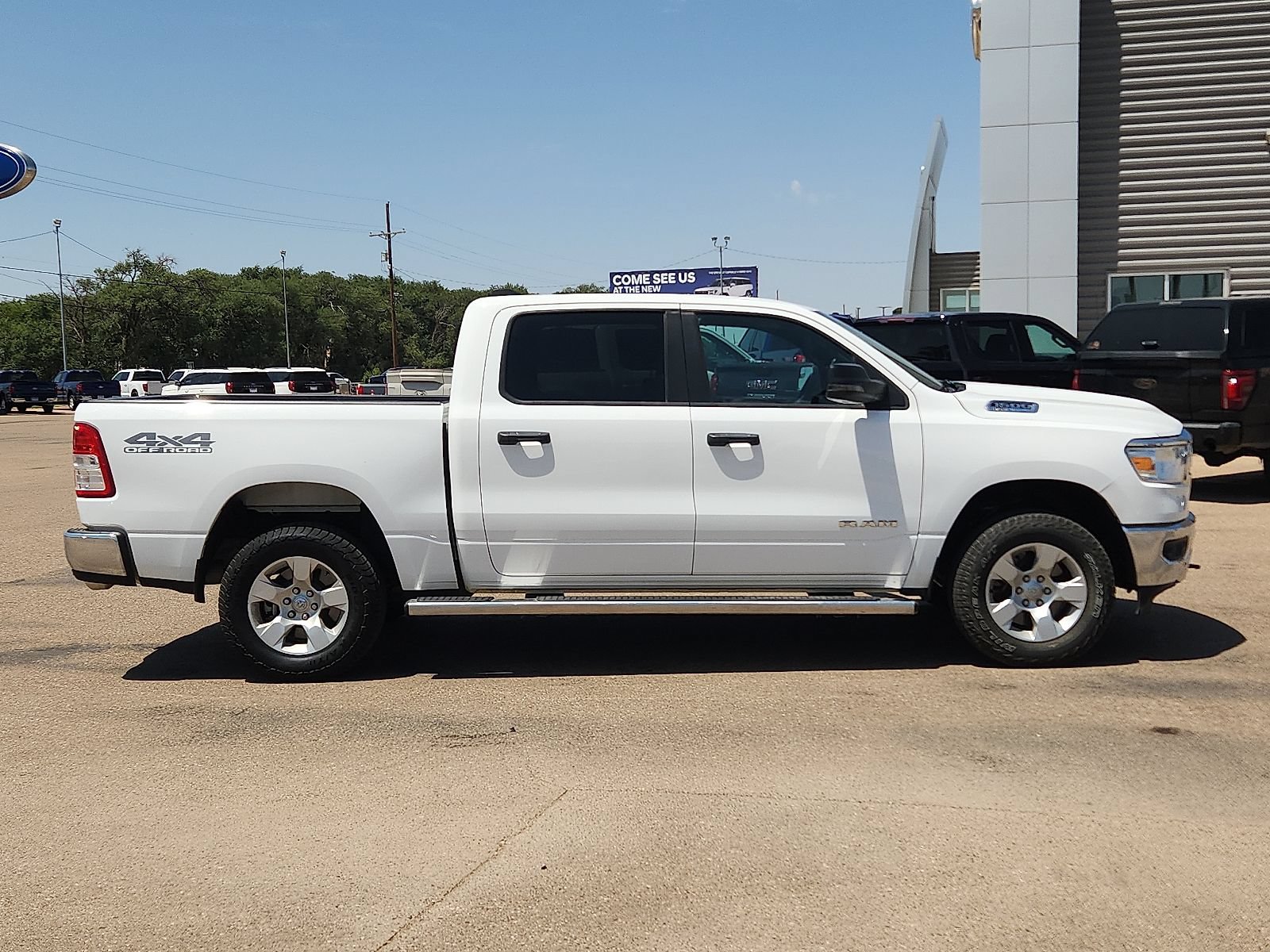Used 2024 RAM 1500 Big Horn AWD/4WD image 5