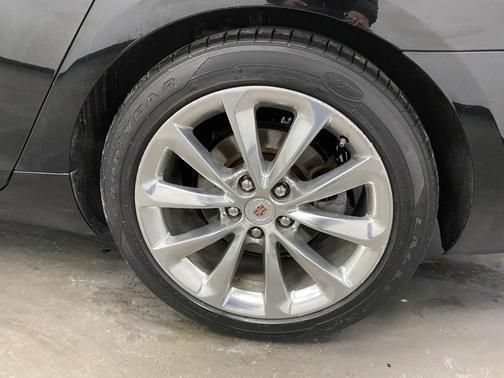 Used 2014 Cadillac XTS Premium FWD image 18