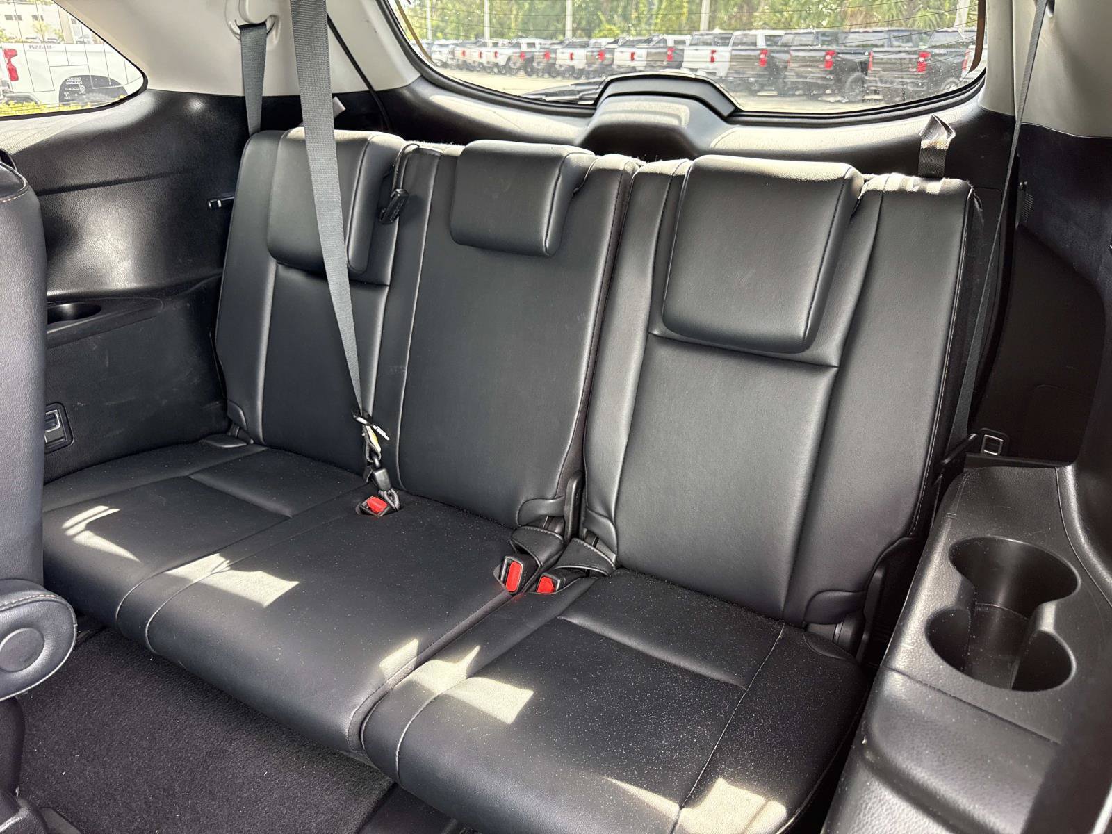 Used 2019 Toyota Highlander XLE AWD/4WD image 13