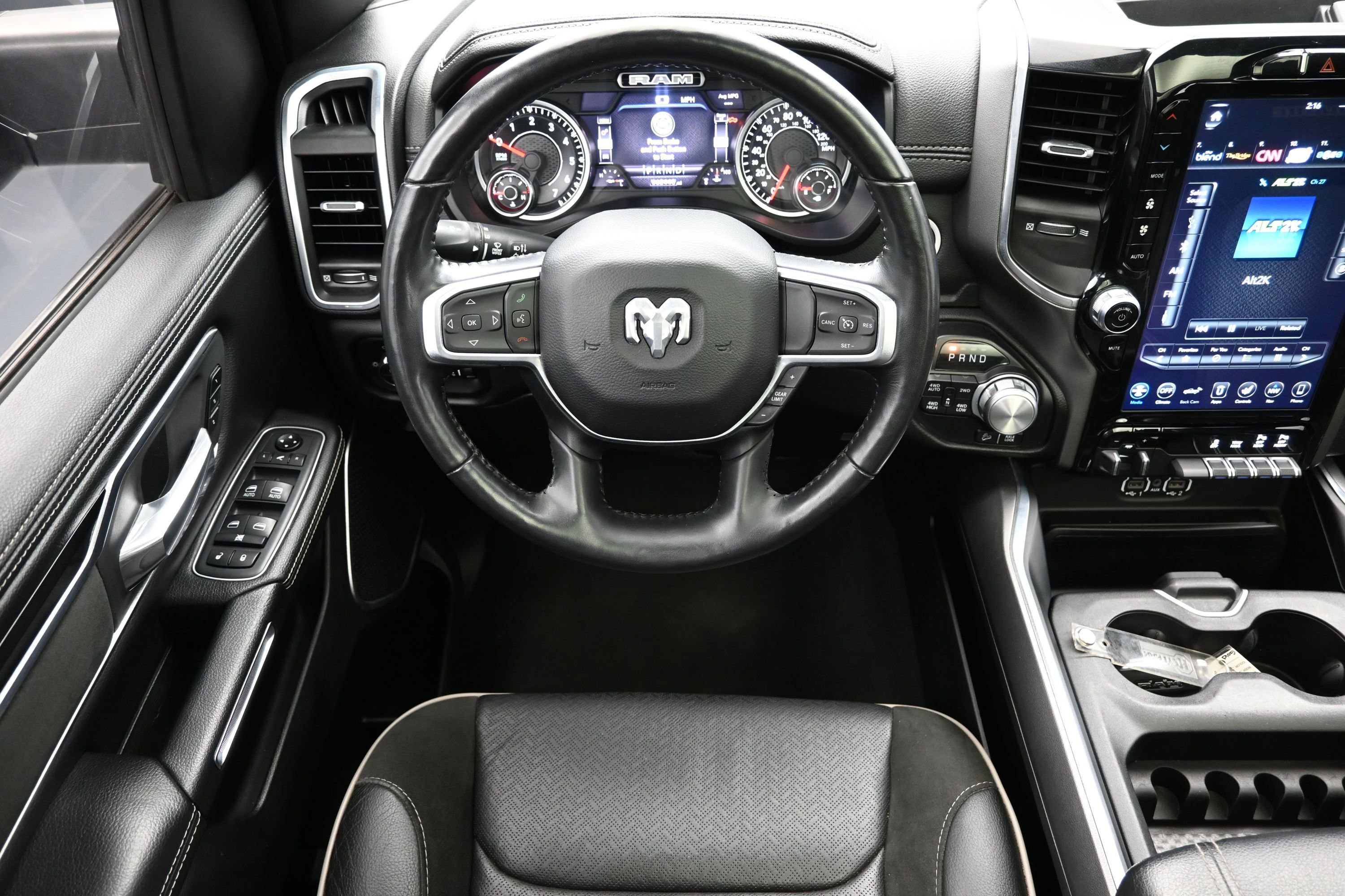 Used 2020 RAM 1500 Laramie w/ Sport Appearance Package AWD/4WD image 26