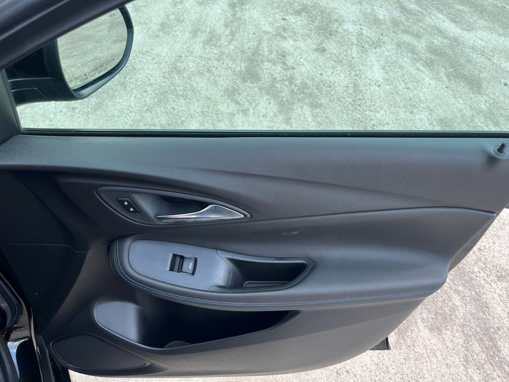 Used 2025 Buick Encore GX Sport Touring w/ Comfort Package FWD image 35