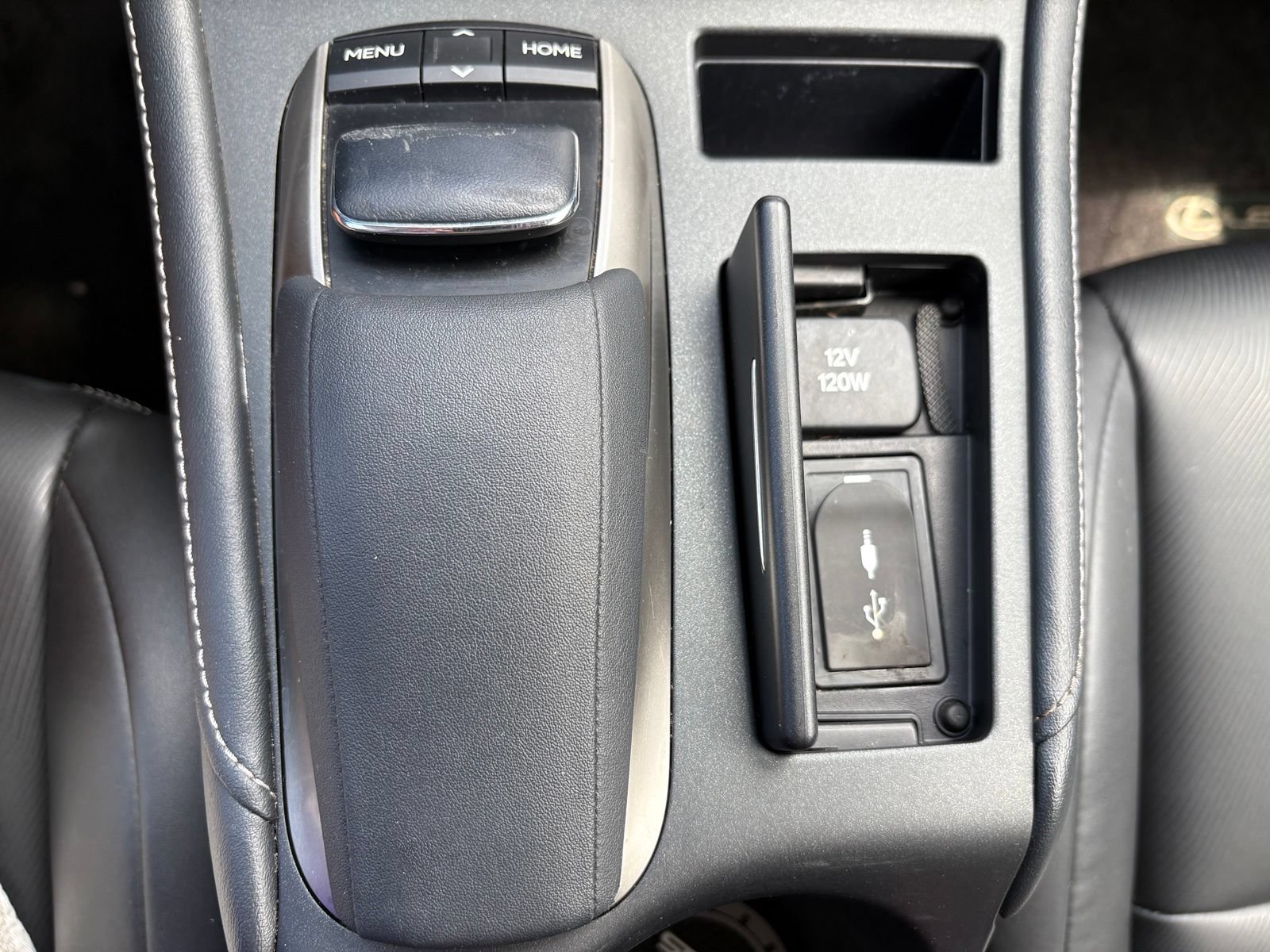 Used 2014 Lexus CT 200h FWD image 21
