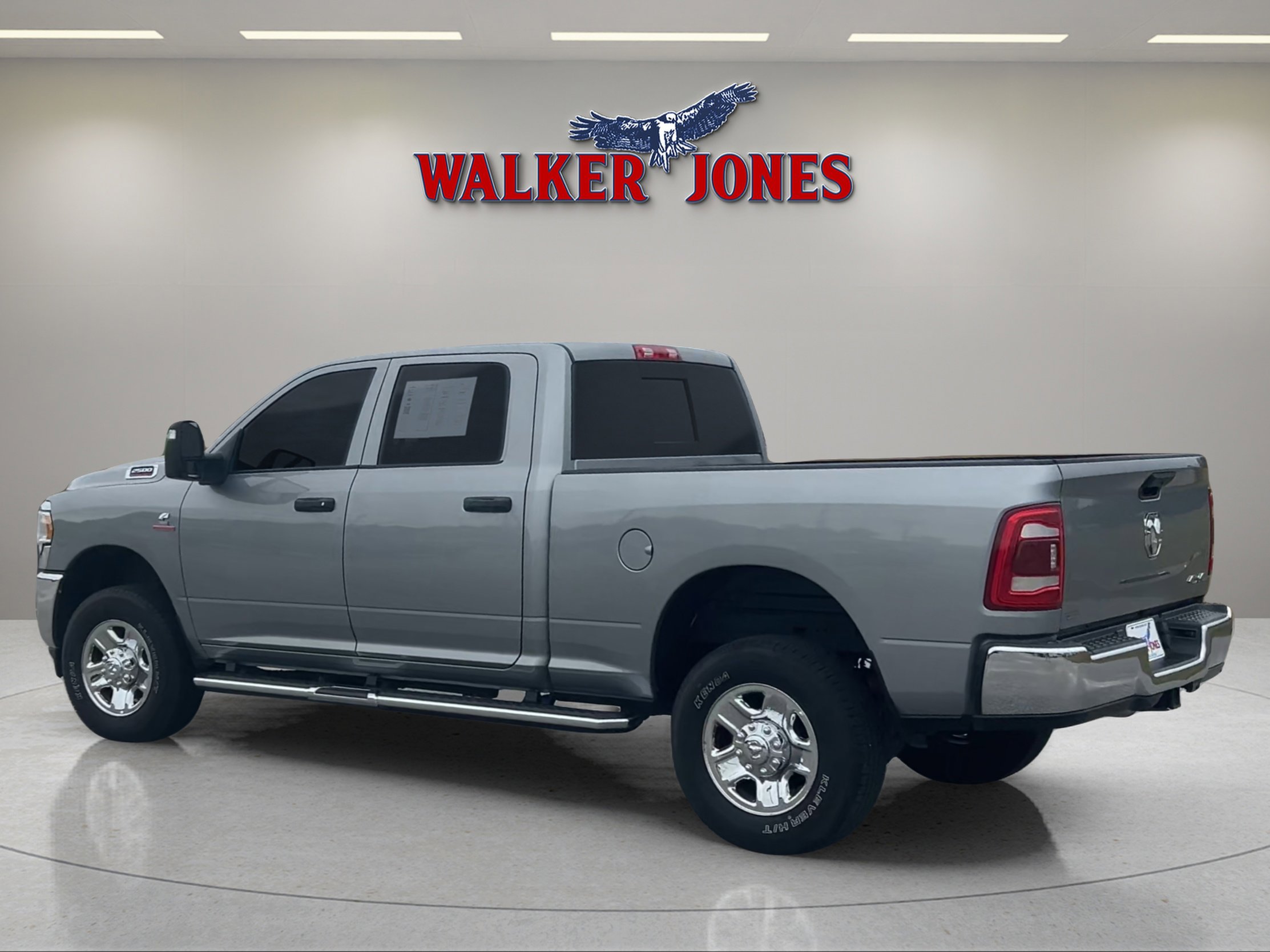 Used 2023 RAM 2500 Tradesman image 5