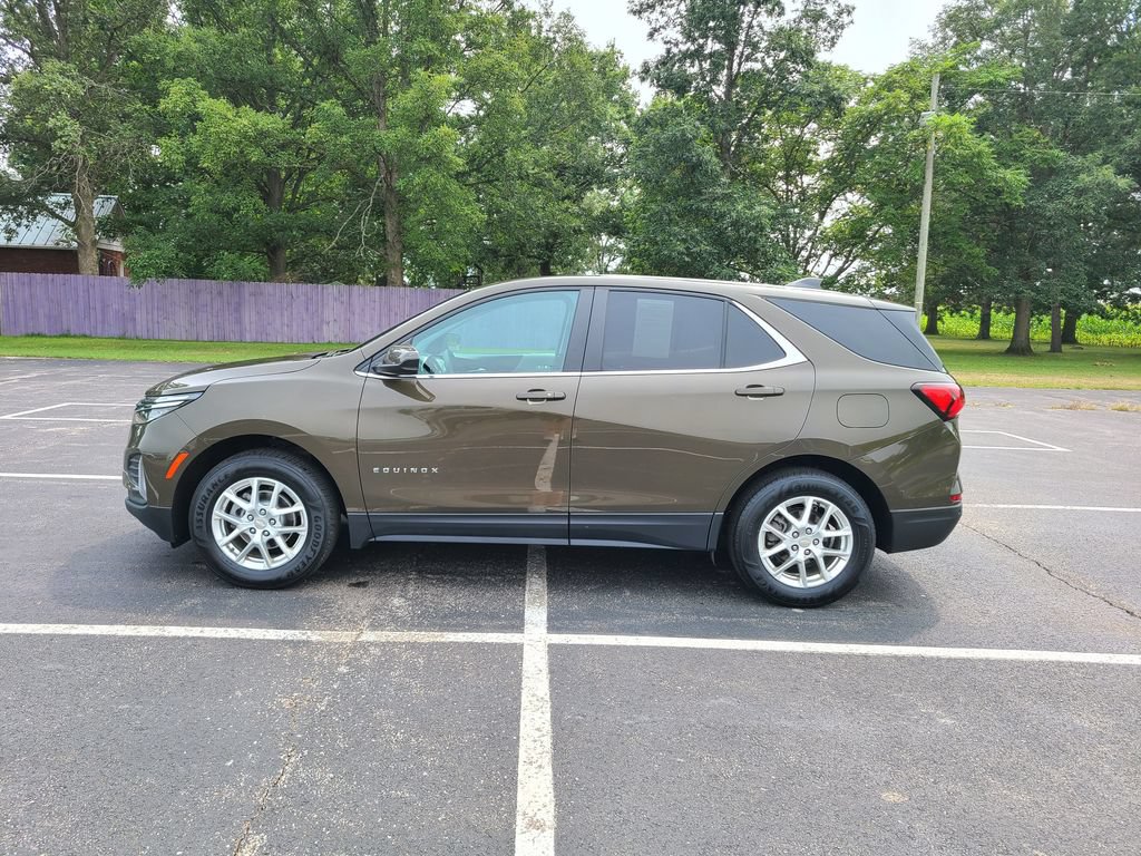 Used 2024 Chevrolet Equinox LT AWD/4WD image 4