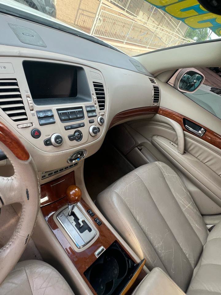 Used 2004 INFINITI Q45 Luxury RWD image 9