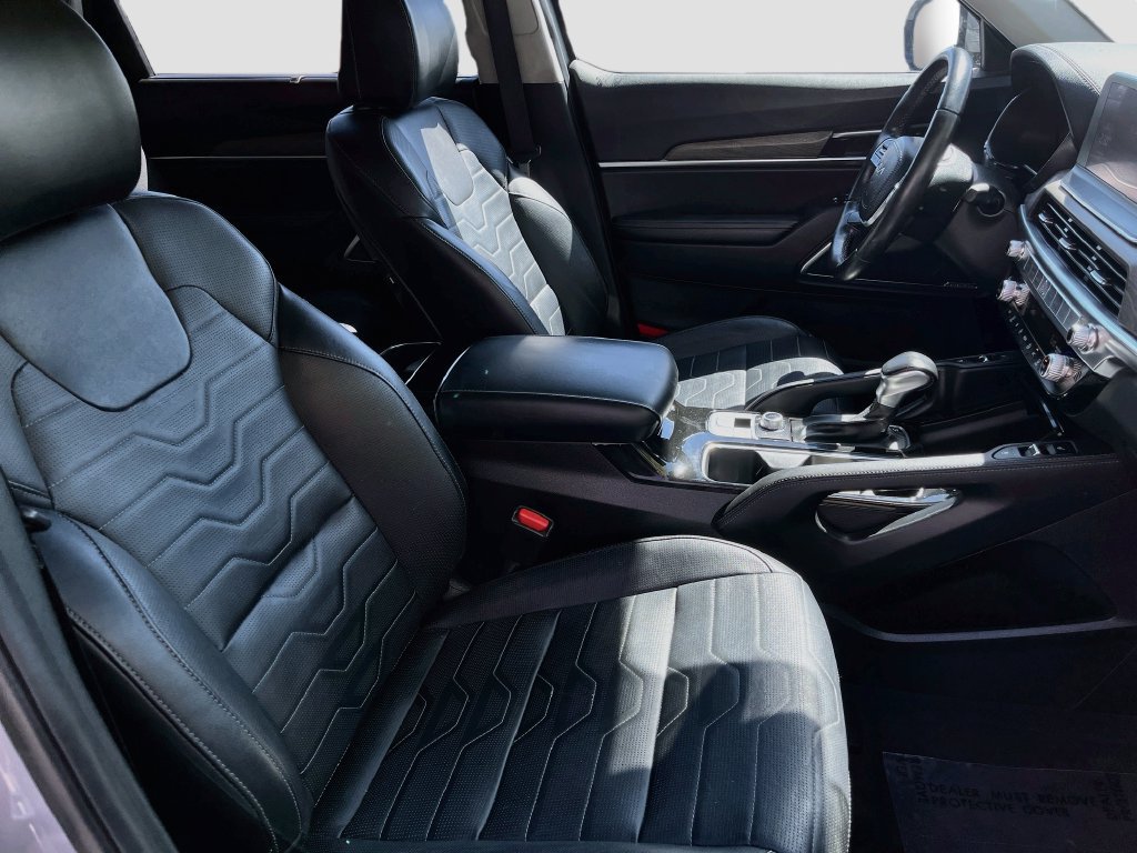 Used 2022 Kia Telluride SX w/ SX Prestige Package AWD/4WD image 32