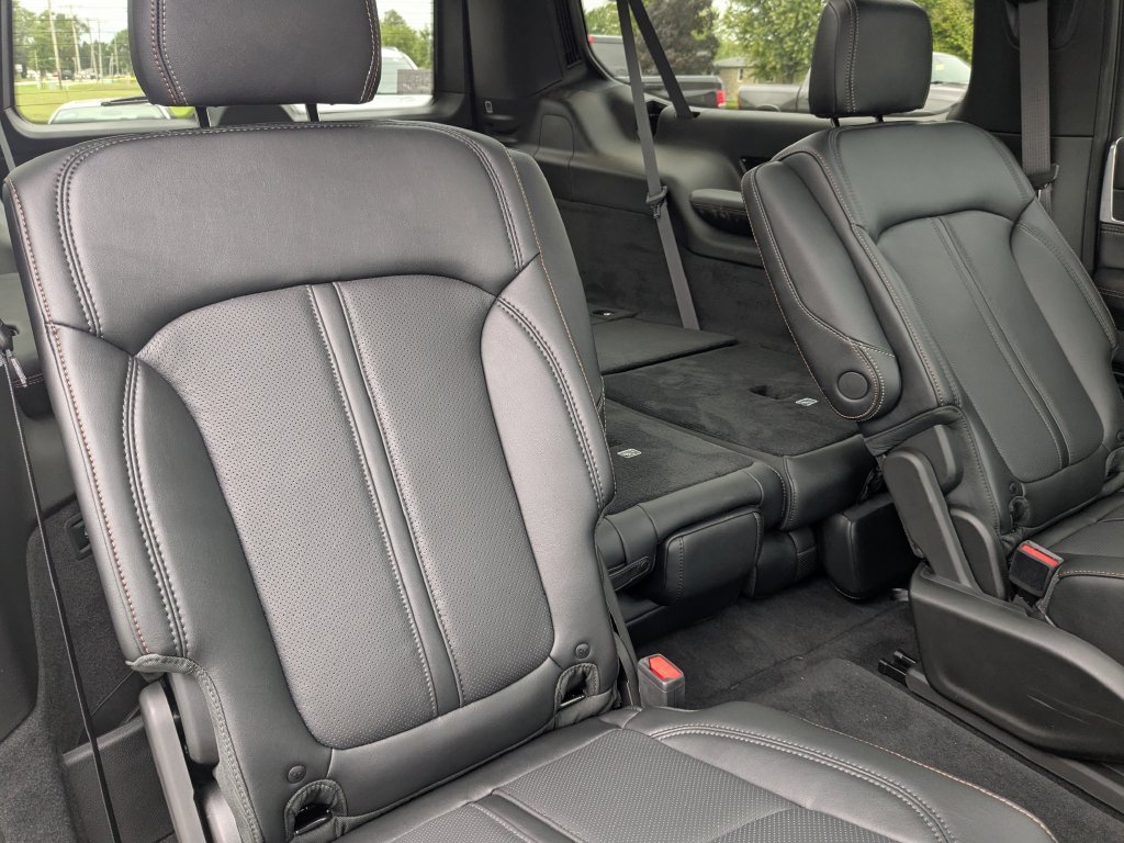 New 2027 Jeep Grand Wagoneer L Summit AWD/4WD image 11