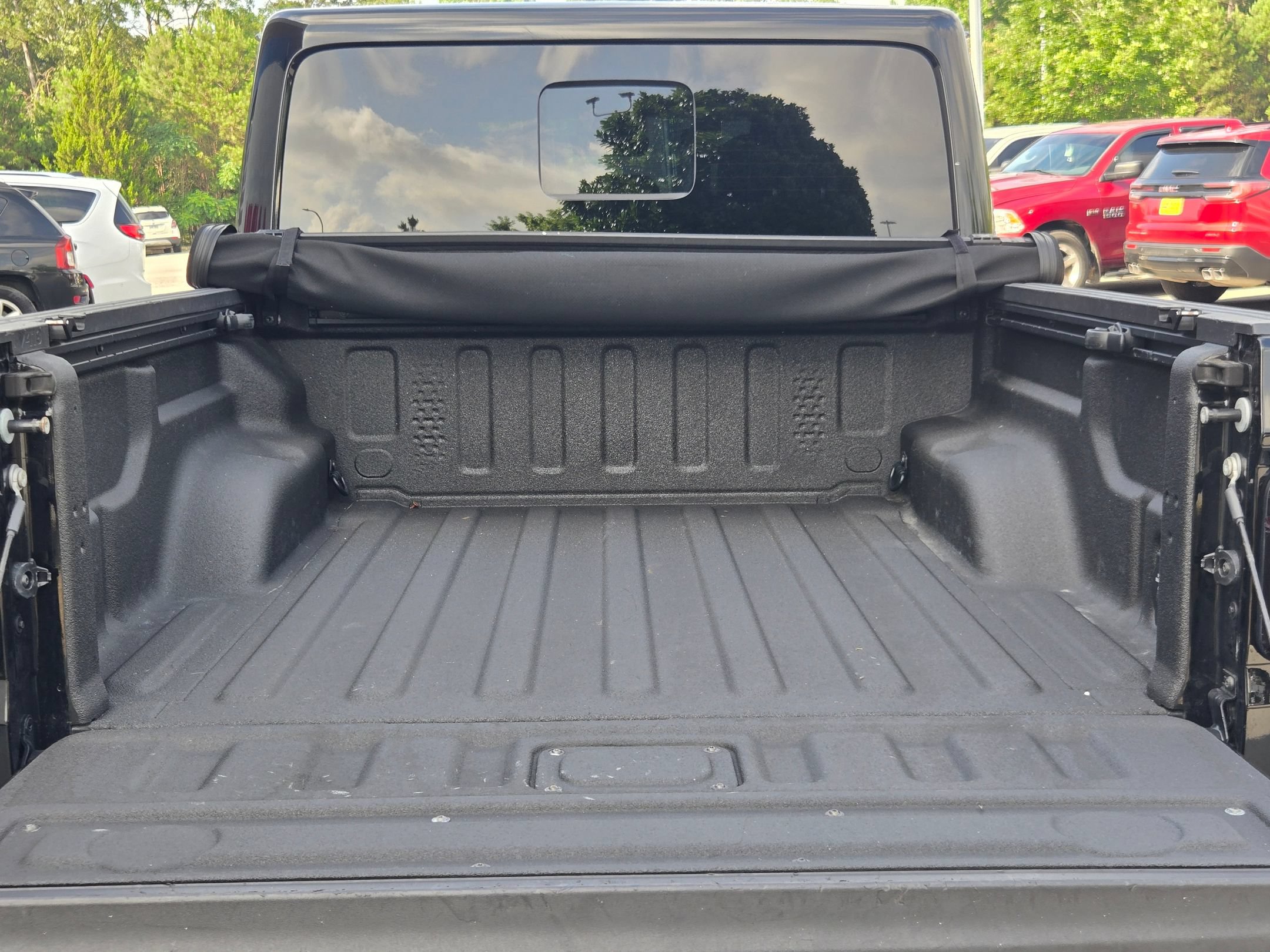 Used 2020 Jeep Gladiator Rubicon AWD/4WD image 18