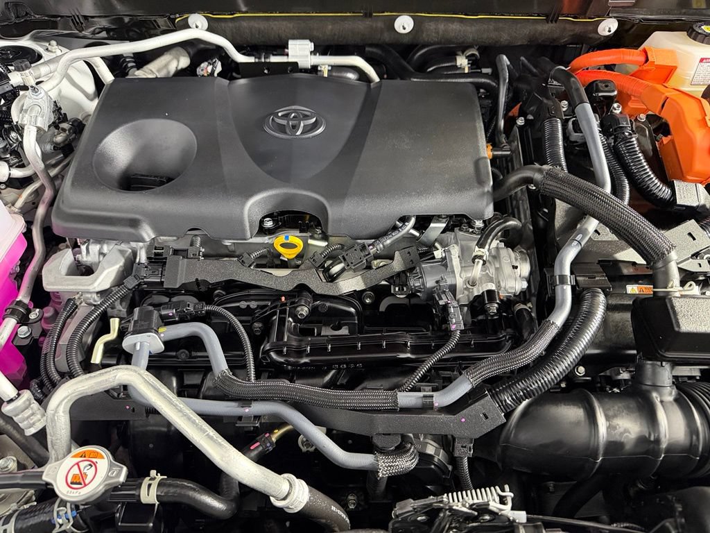 Used 2025 Toyota RAV4 SE AWD/4WD image 35