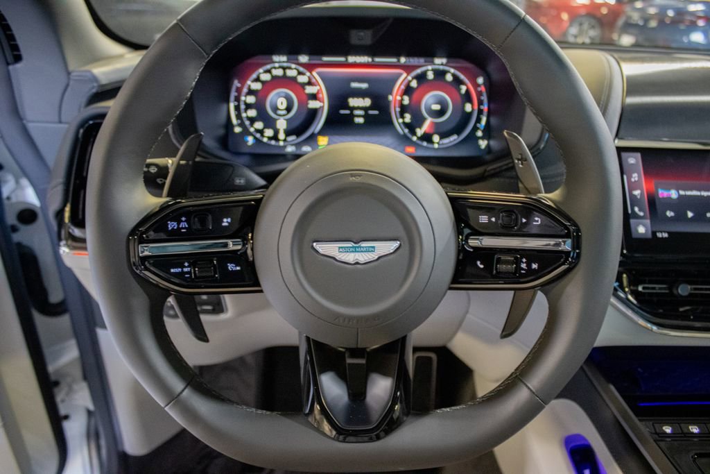 New 2025 Aston Martin DBX 707 image 11