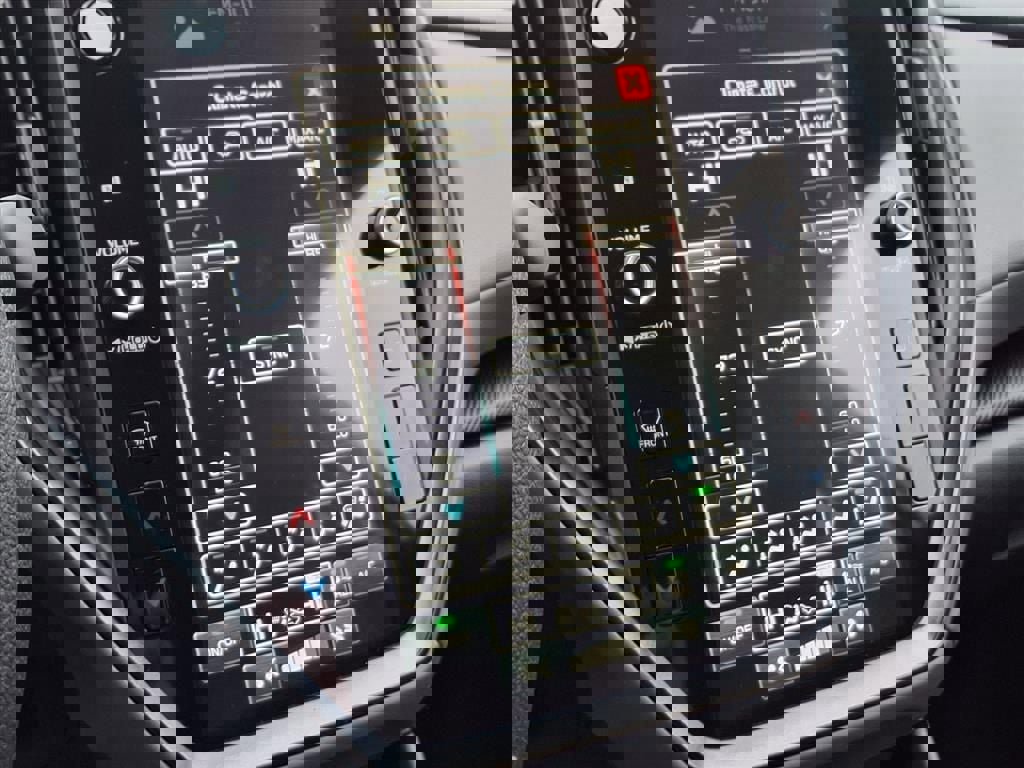 New 2026 Subaru Crosstrek 2.5i Premium image 7