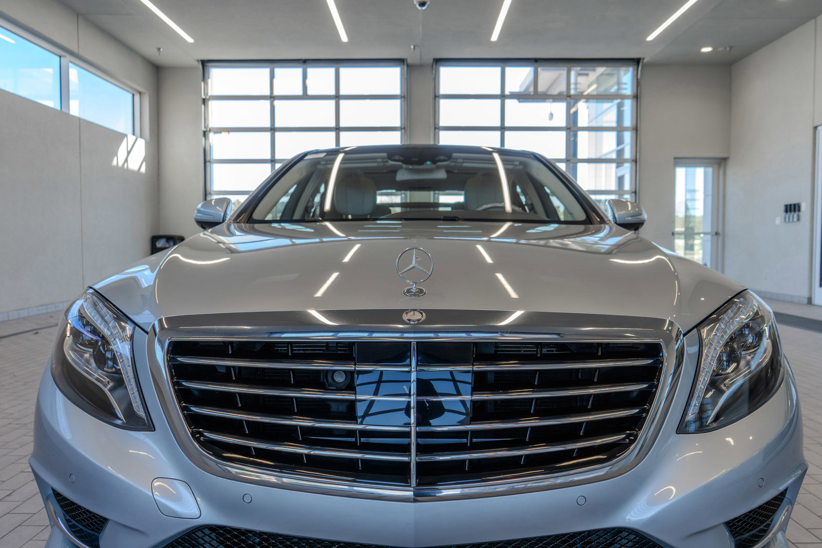 Used 2015 Mercedes-Benz S 550 Sedan image 23