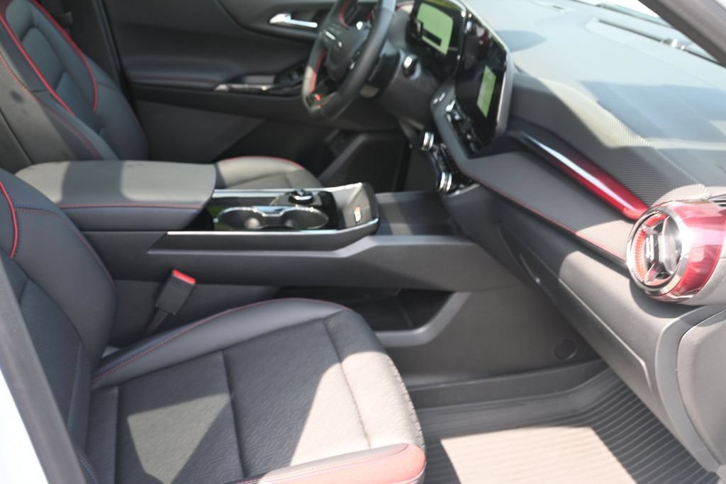 Used 2026 Chevrolet Equinox RS w/ Convenience Package III AWD/4WD image 17
