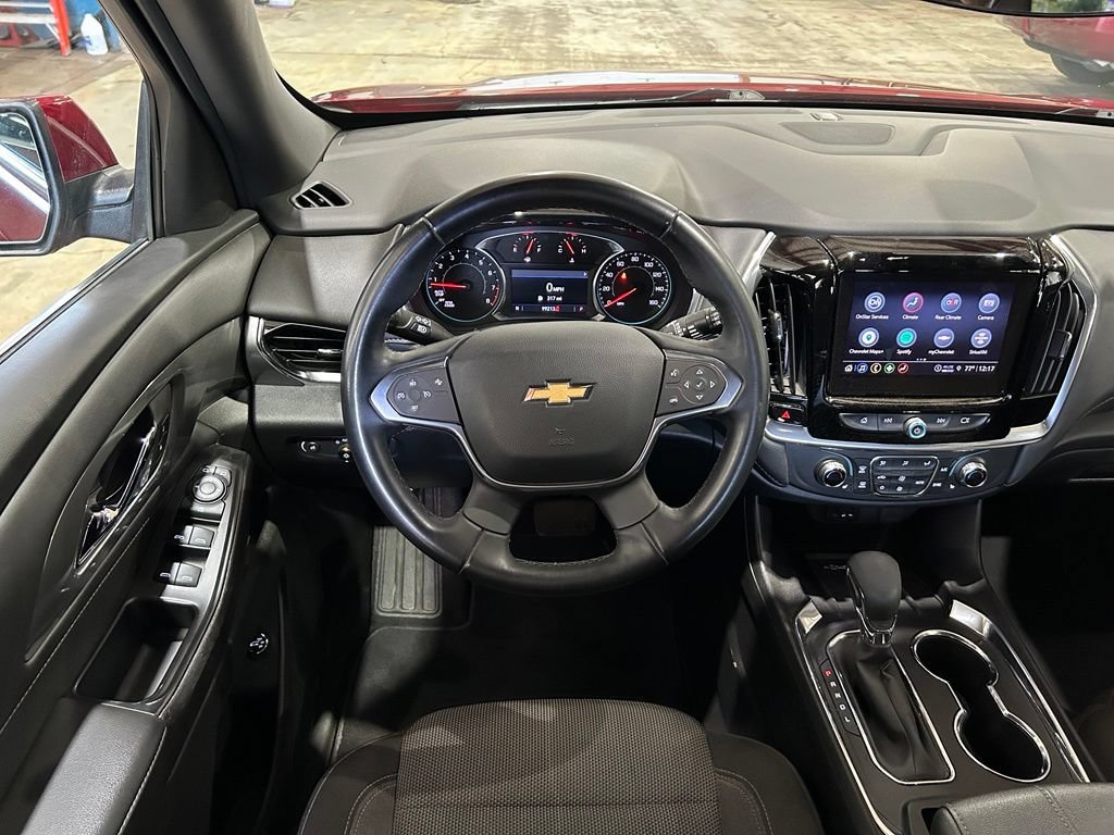 Used 2023 Chevrolet Traverse LT AWD/4WD image 27