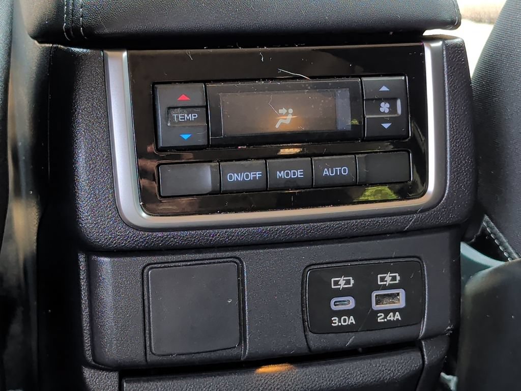 Used 2025 Subaru Ascent Premium AWD/4WD image 32