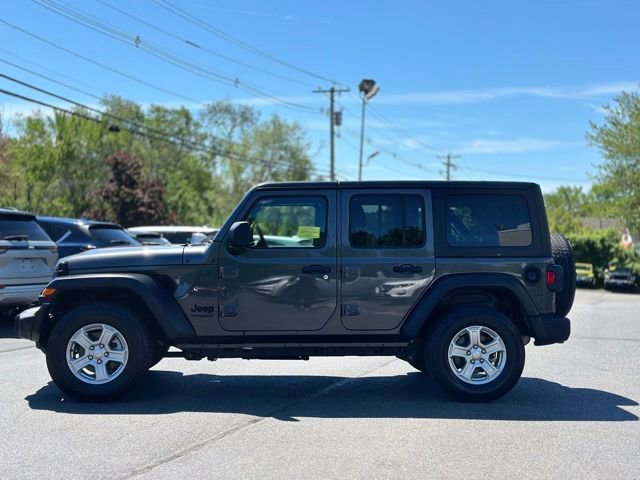Used 2022 Jeep Wrangler Unlimited Sport AWD/4WD image 3