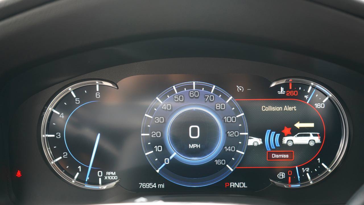 Used 2019 Cadillac Escalade ESV Luxury AWD/4WD image 77