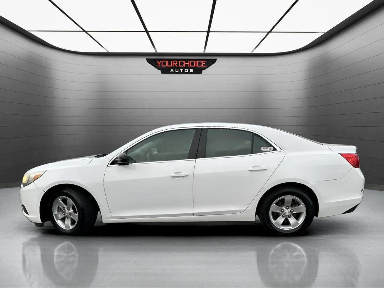Used 2015 Chevrolet Malibu LS FWD image 2