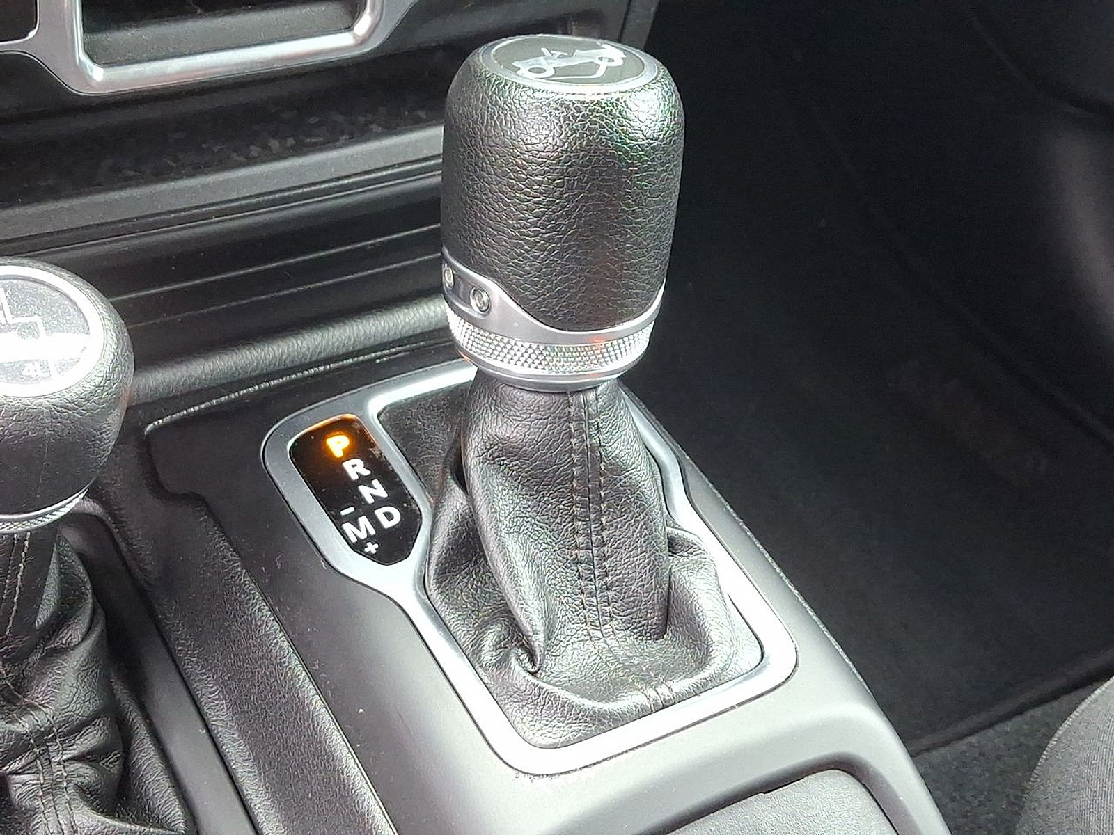 Used 2018 Jeep Wrangler Unlimited Sport AWD/4WD image 12
