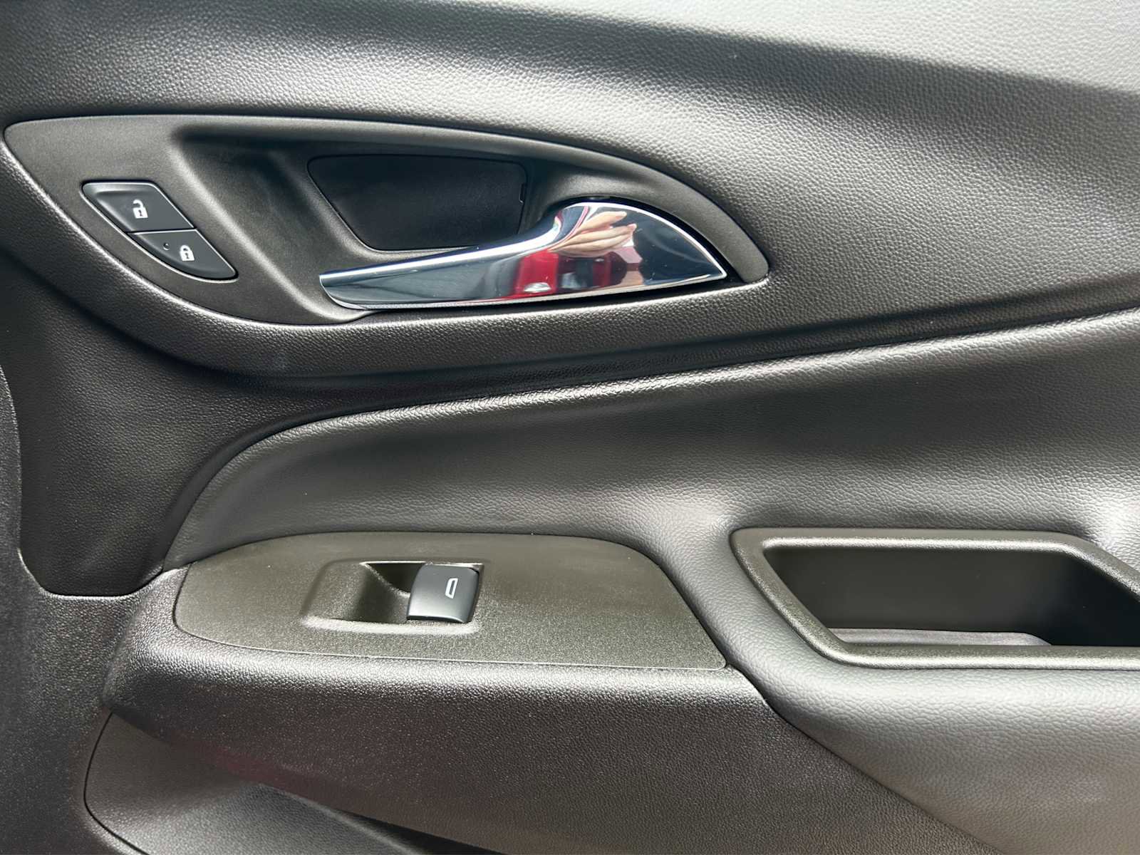 Used 2024 Chevrolet Equinox LT image 22