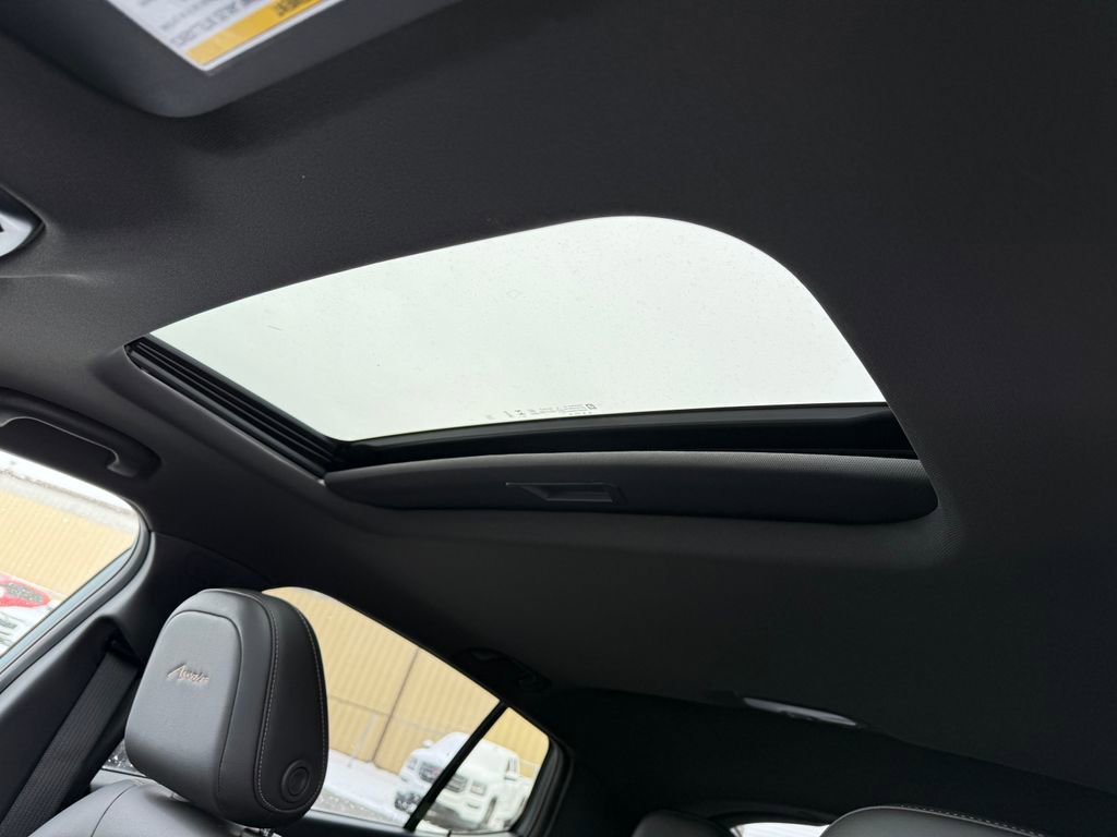 New 2026 Buick Envista Avenir image 12