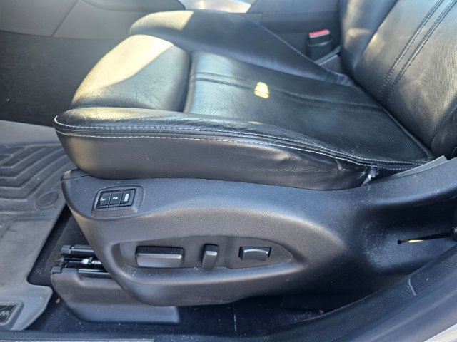 Used 2013 Cadillac SRX Luxury AWD/4WD image 18