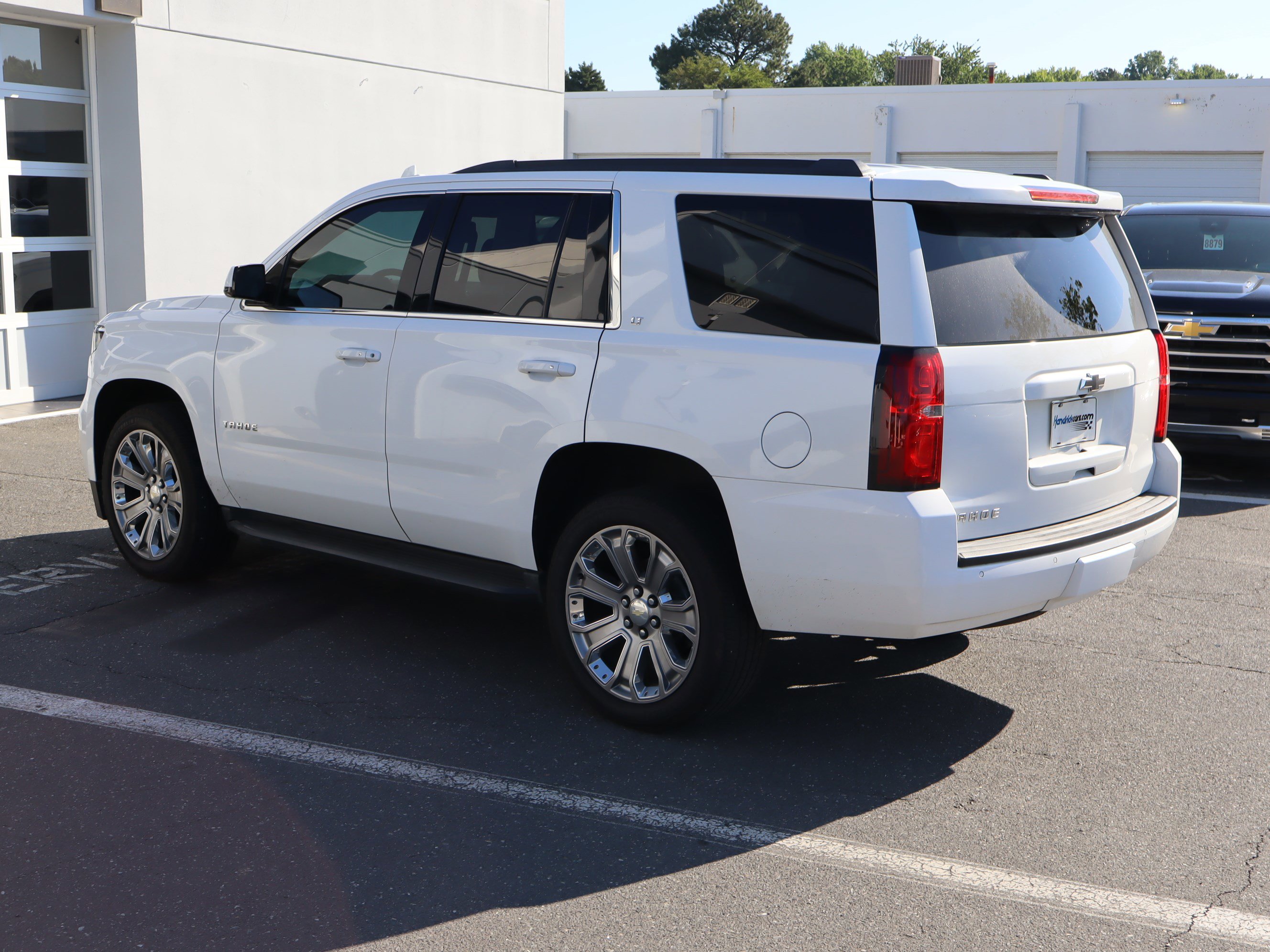 Used 2017 Chevrolet Tahoe LT w/ Luxury Package RWD image 19