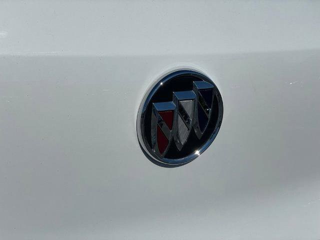 Used 2022 Buick Encore GX Essence image 24