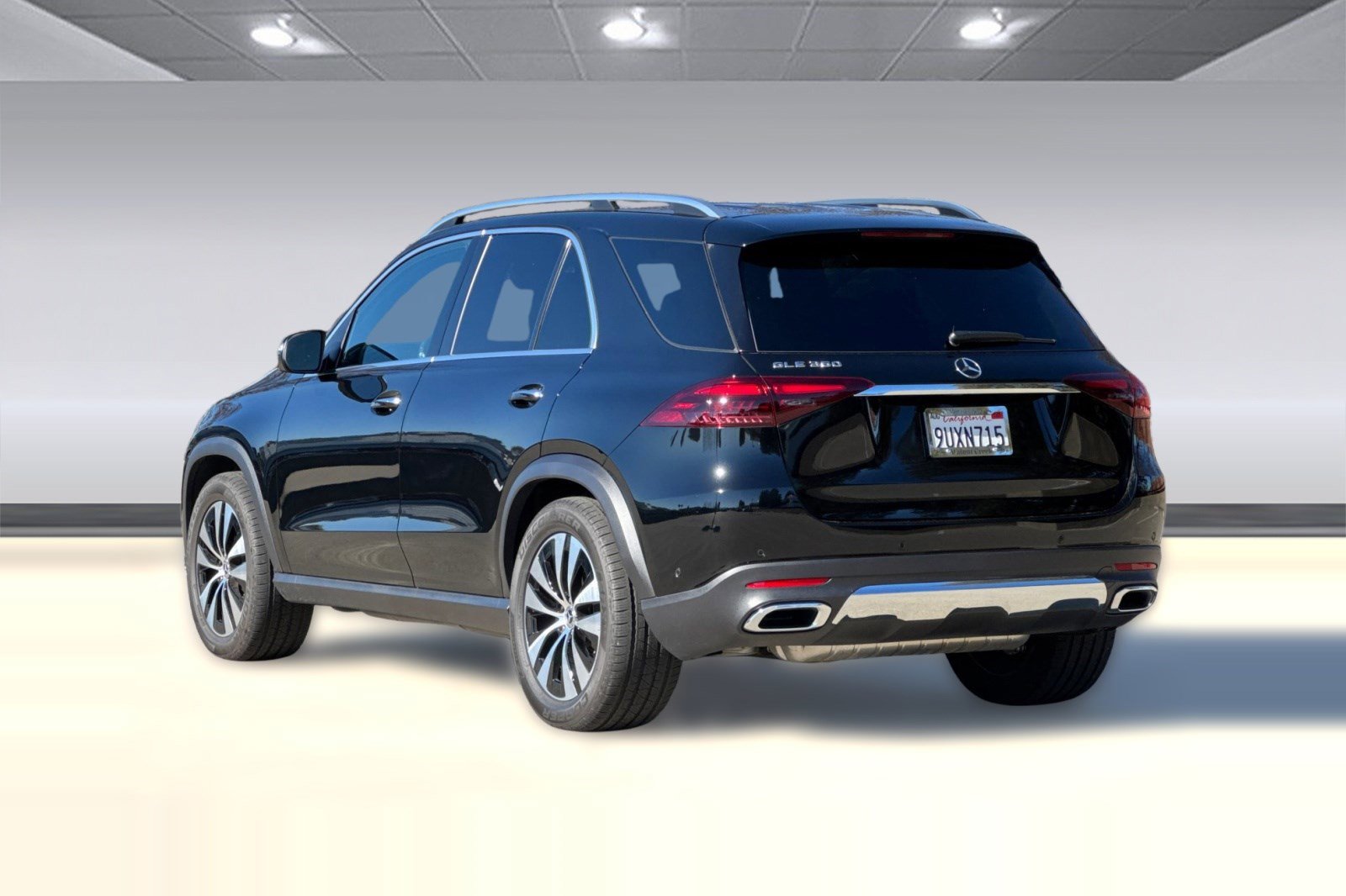 Certified 2025 Mercedes-Benz GLE 350 4MATIC image 3