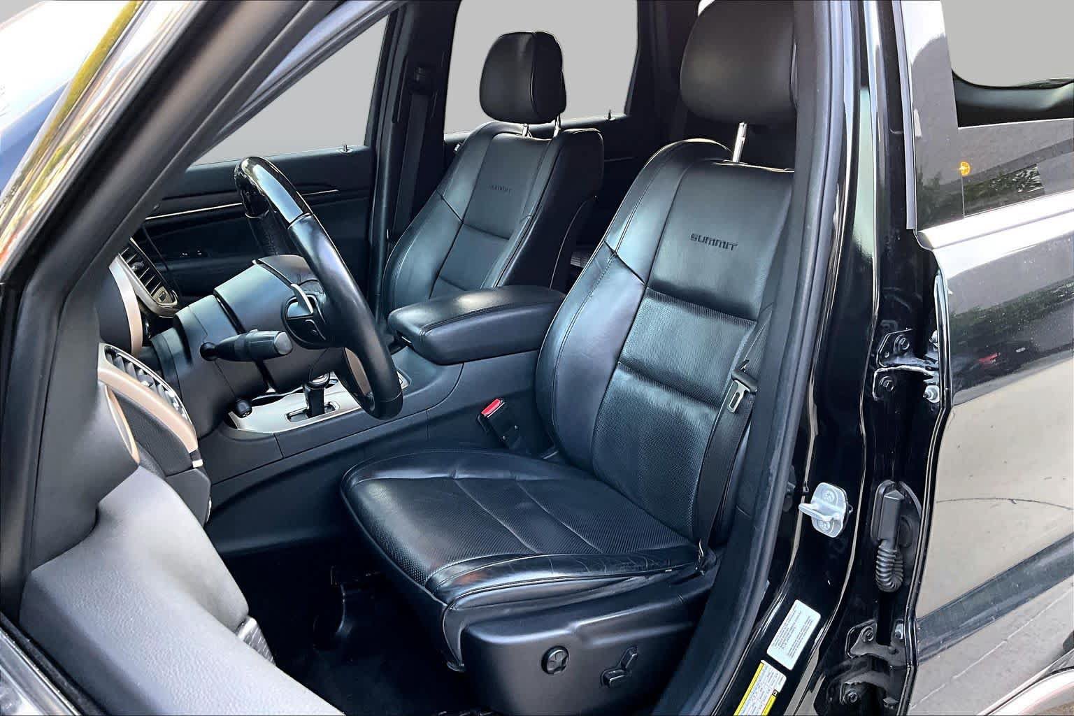 Used 2014 Jeep Grand Cherokee Summit AWD/4WD image 8