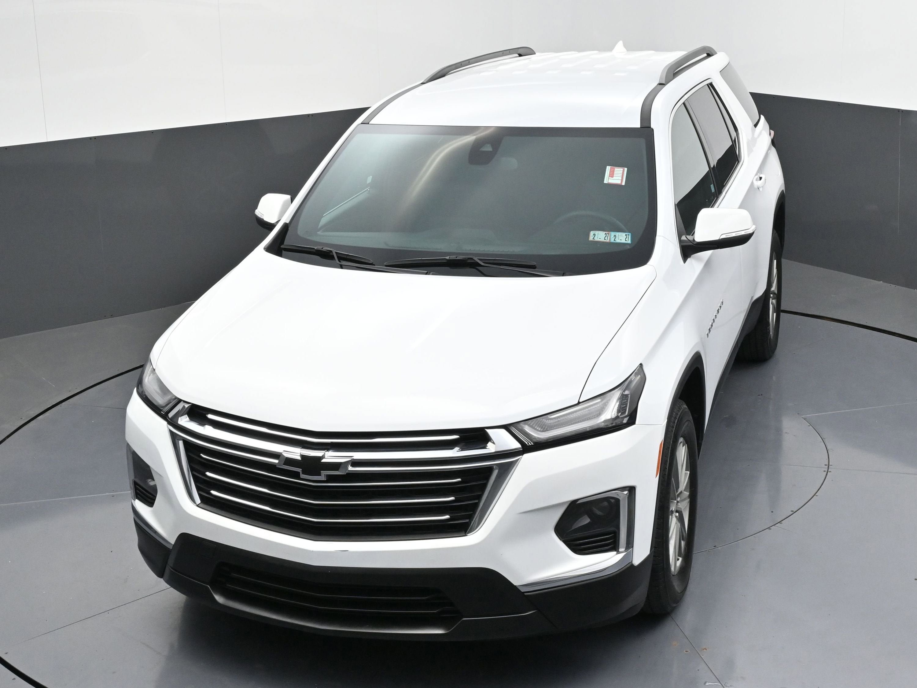 Used 2023 Chevrolet Traverse LT AWD/4WD image 46