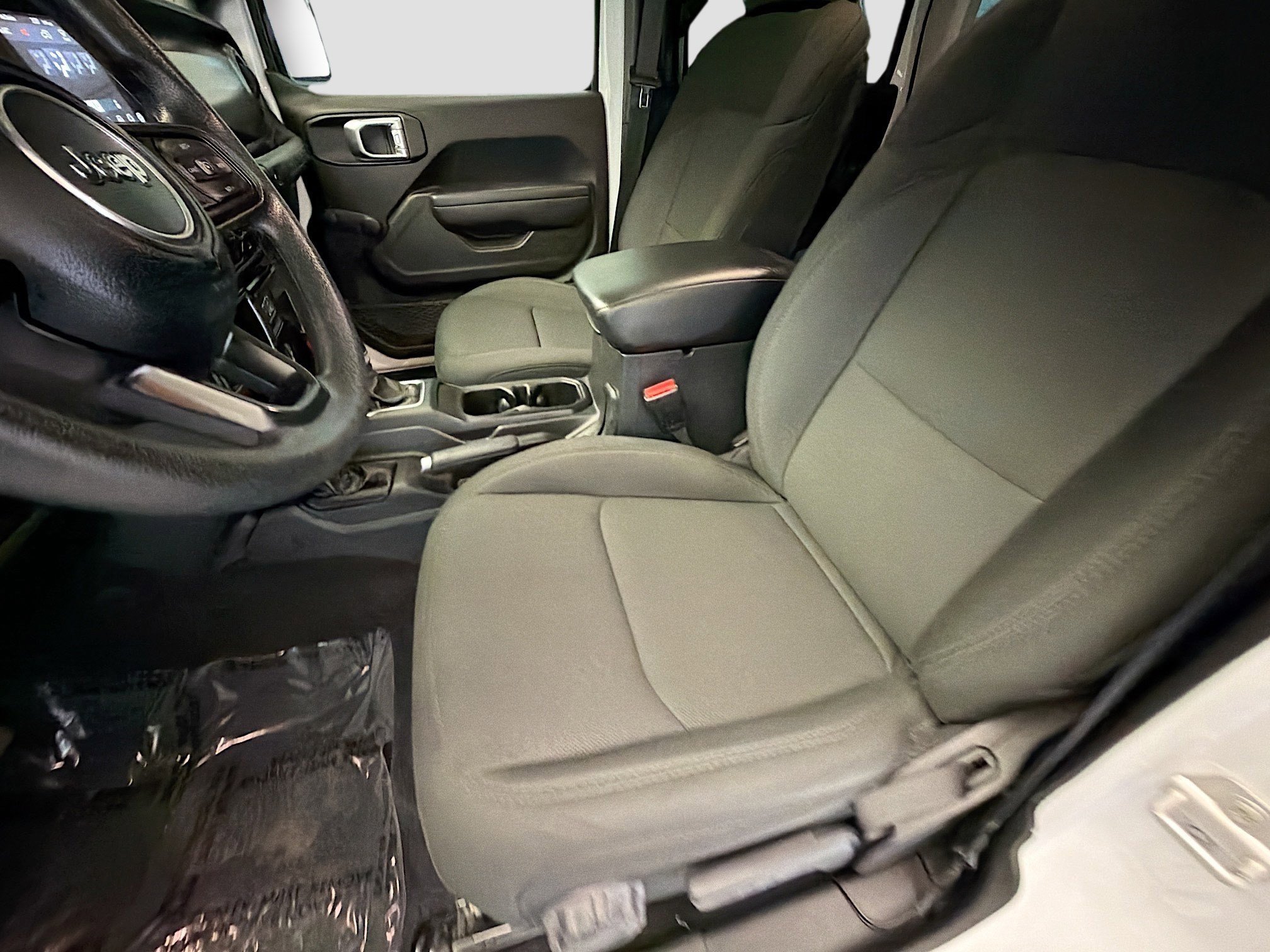 Used 2023 Jeep Wrangler Sport image 11