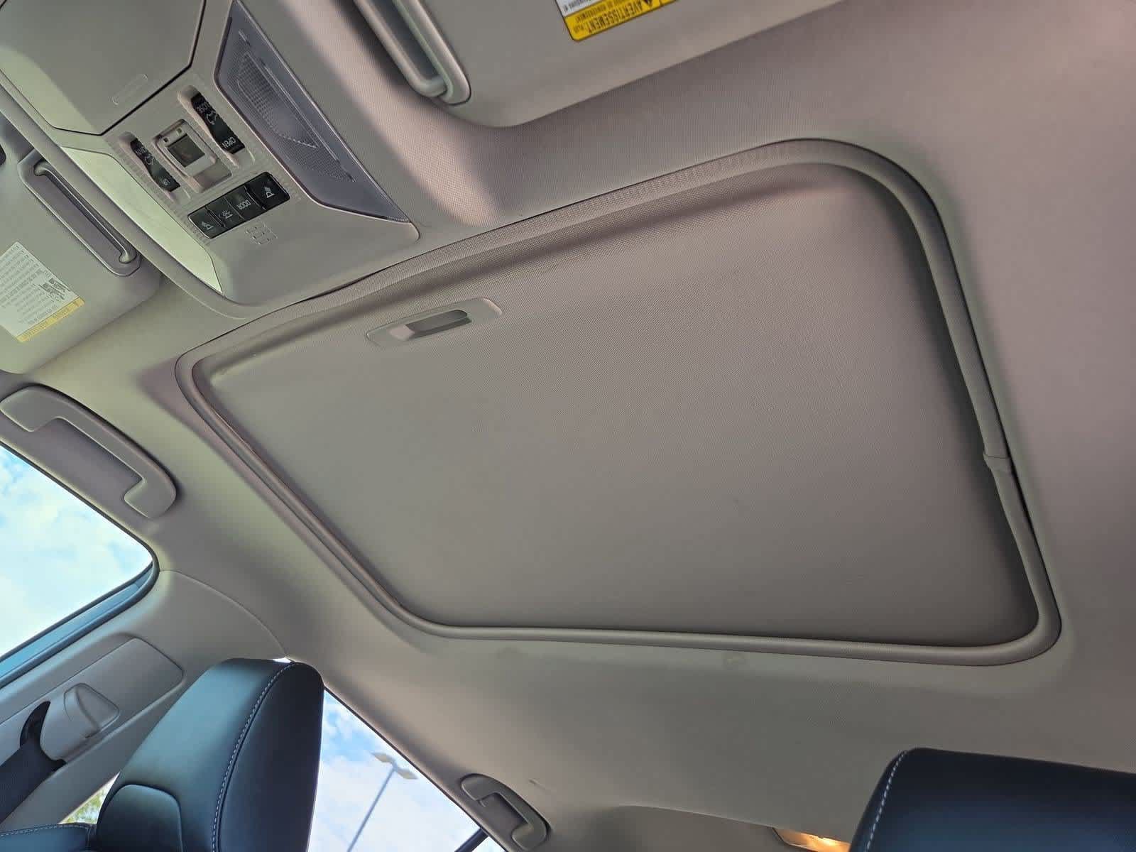 Used 2020 Toyota RAV4 XLE Premium FWD image 18