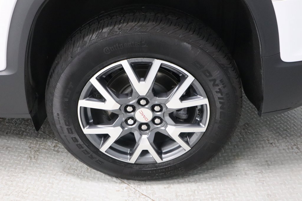 Used 2023 GMC Acadia SLT w/ Preferred Package image 19