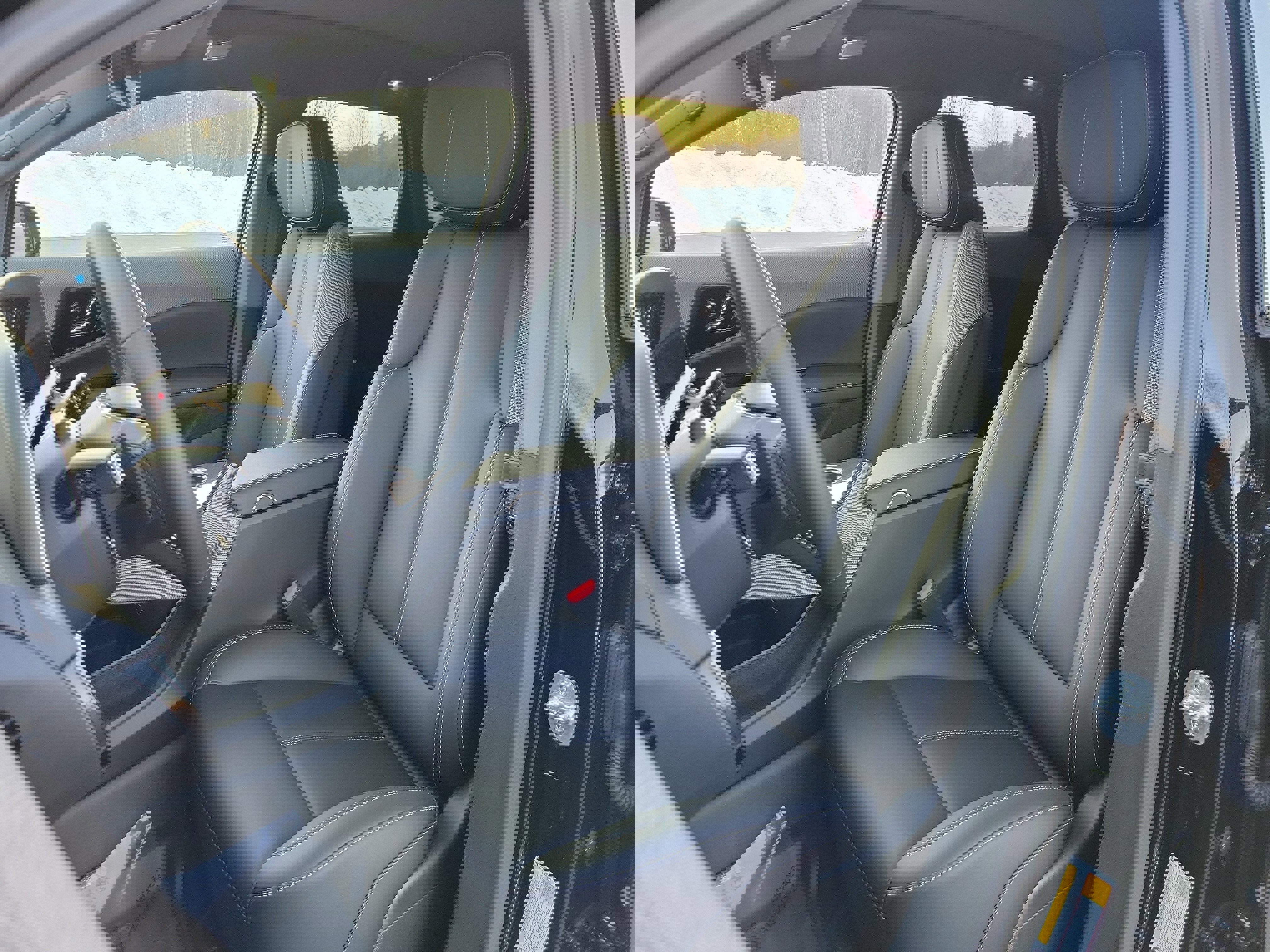 New 2026 Cadillac Optiq Luxury 1 w/ LPO, Floor Liner Package image 4