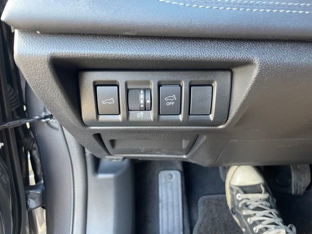 Used 2024 Subaru Outback Limited image 27