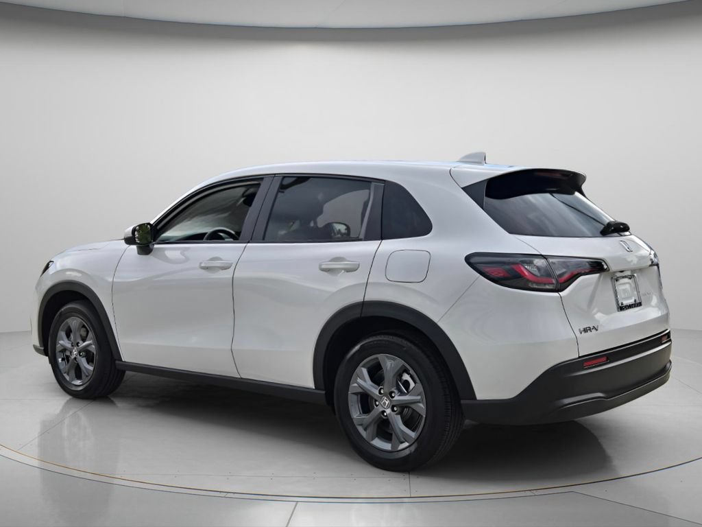 Used 2026 Honda HR-V LX image 4