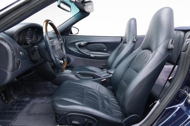 Used 2000 Porsche 911 Carrera image 30