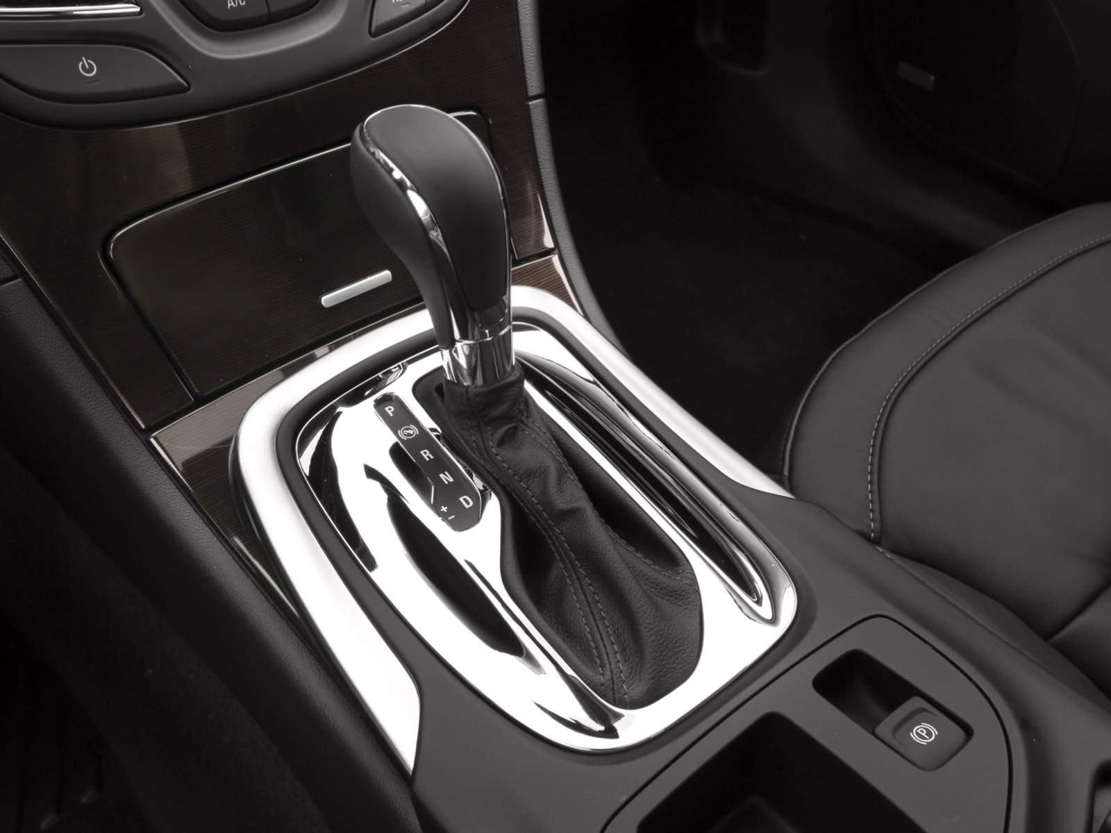 Used 2016 Buick Regal image 11