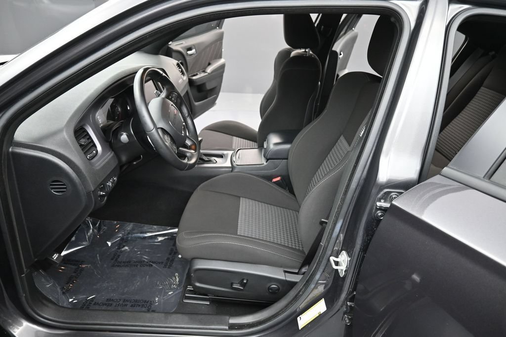 Used 2023 Dodge Charger R/T w/ Blacktop Package RWD image 11