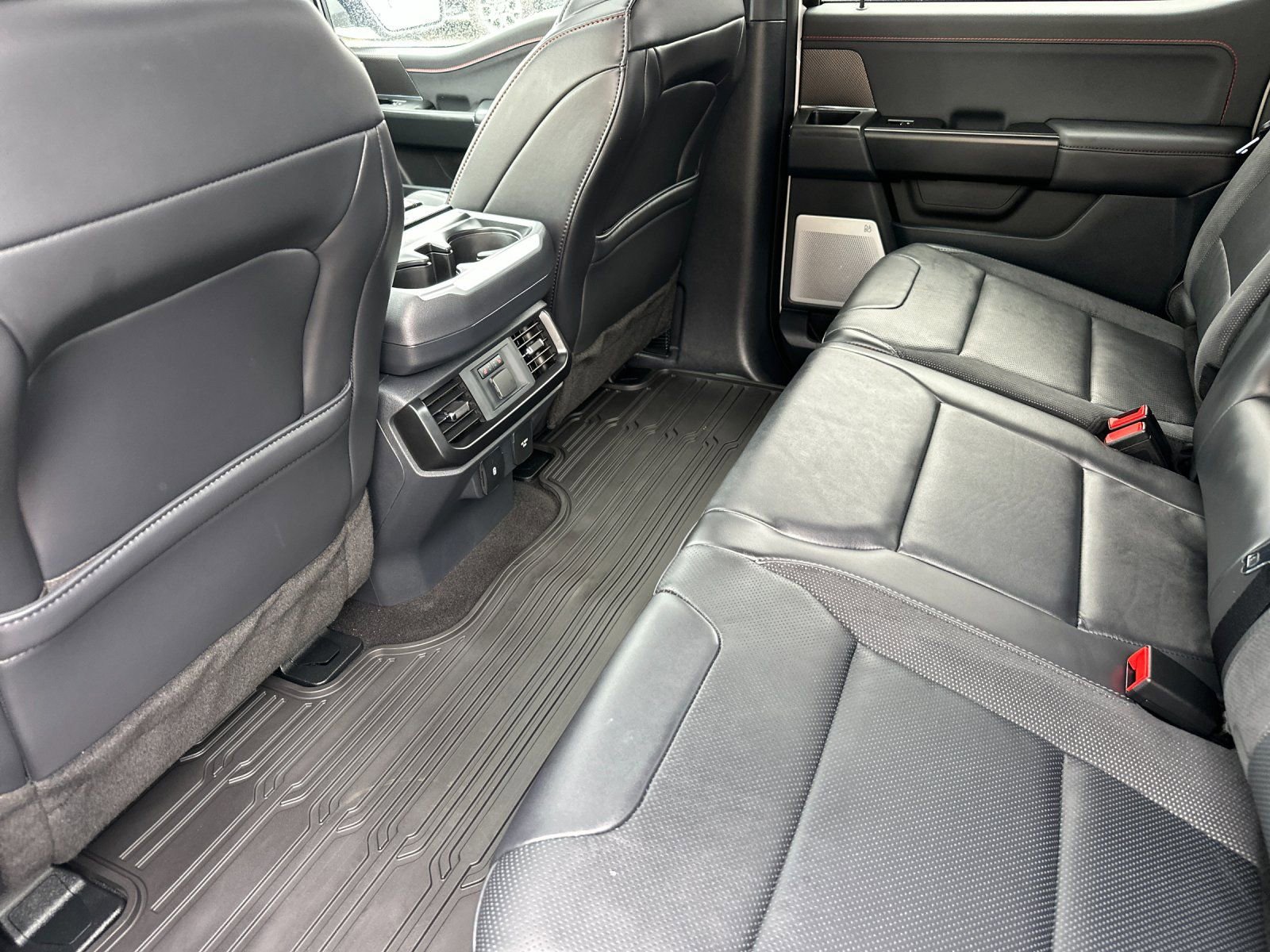 Used 2025 Ford F150 Raptor image 14